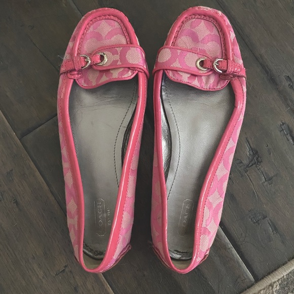 Beautiful Coach Pink Loafers - Picture 1 of 1